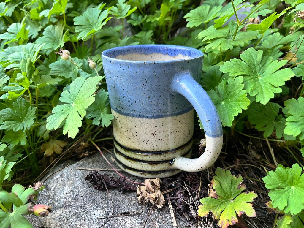 Grande tasse décorée